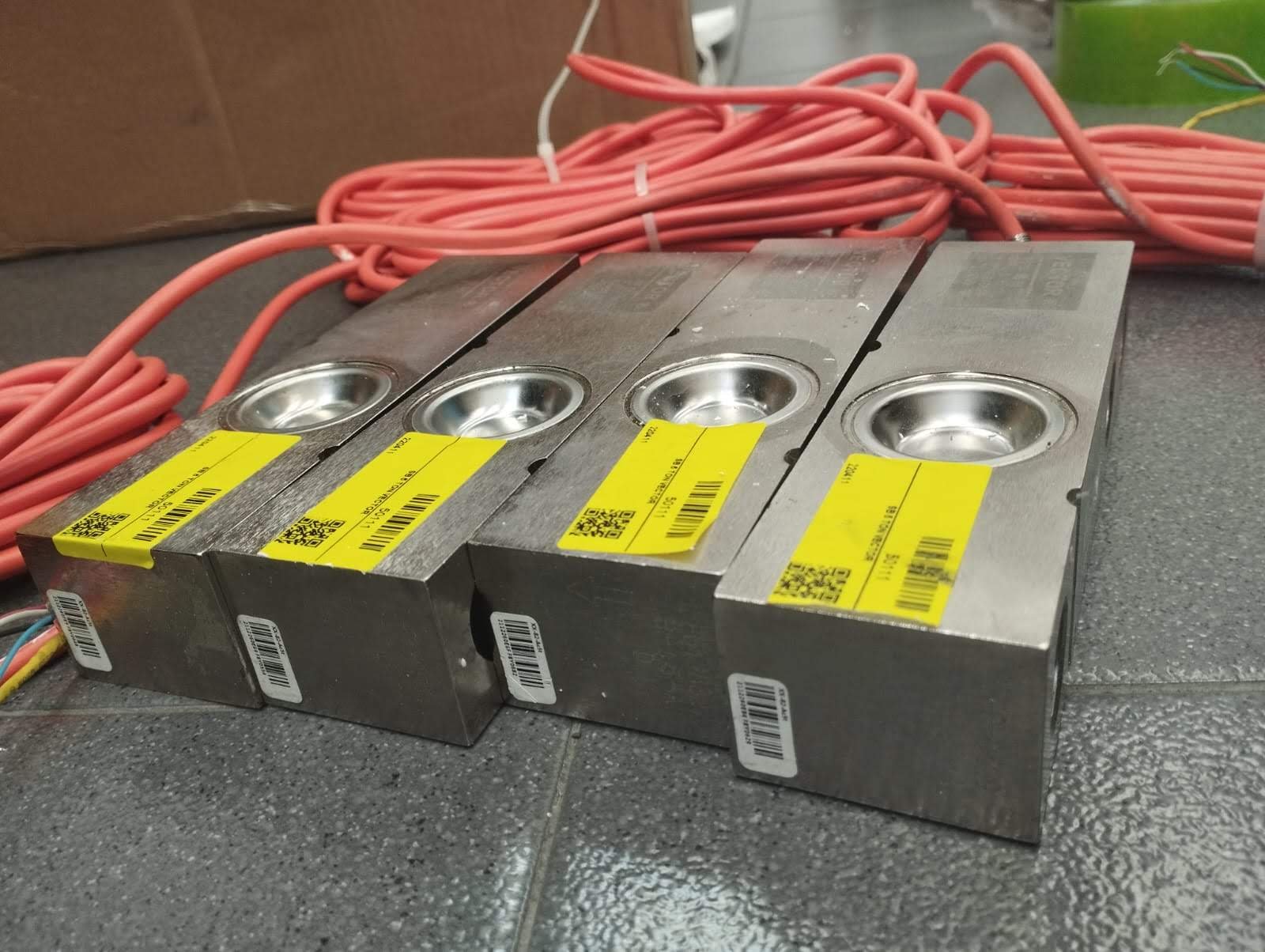 CELDAS DE CARGA MARCA VECTOR TIPO S, SHEAR BEAM.